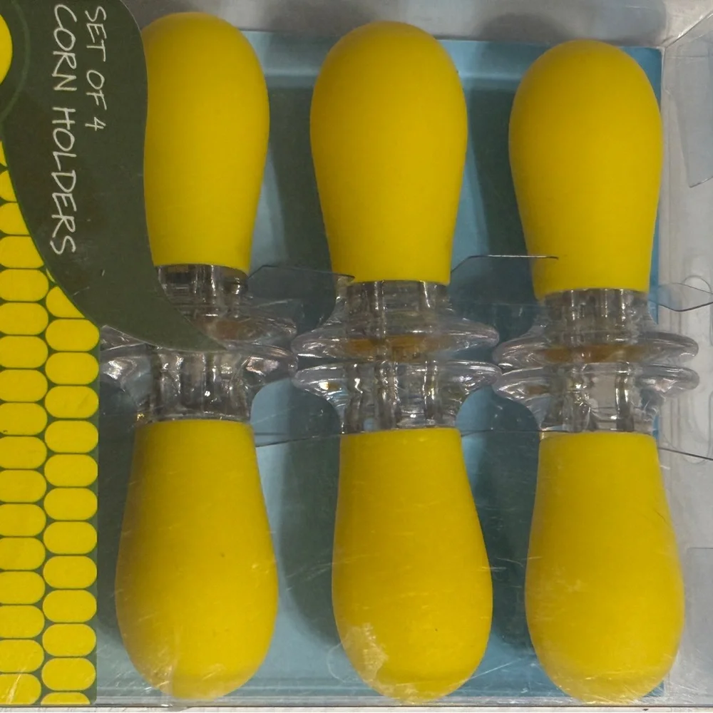 Core Kitchen Set of 4 Corn 🌽 Holders – Rubber Grip Handles, Dishwasher Safe
